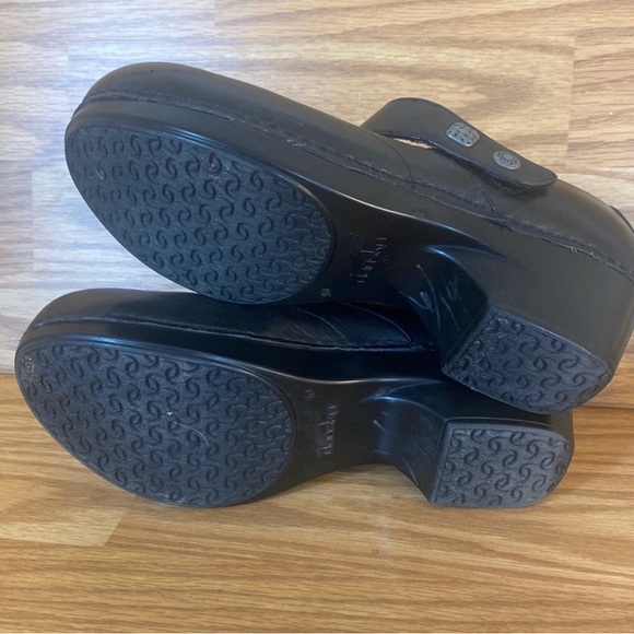 Dansko Beatrice Mary Jane clog - Picture 2 of 5